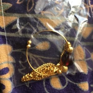 BRAND NEW Indian gold nosering with Maroon